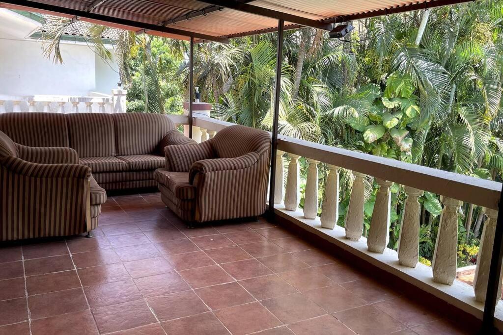 Valecha Villa Entire 4Bhkbunglow With 5000 Sq Ft Garden โลนาวาลา ภายนอก รูปภาพ